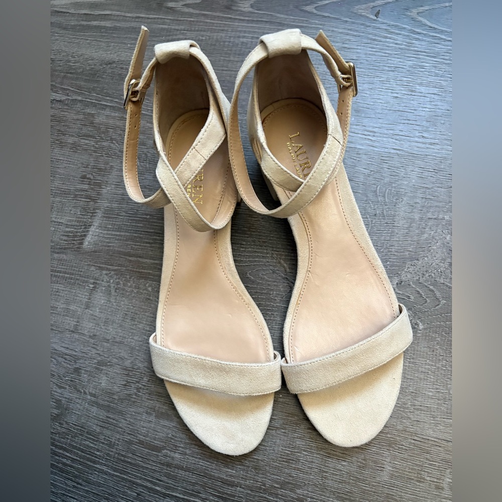 Lauren Ralph Lauren nude suede low black heeled sandals NWOT 9.5 - Picture 5 of 6
